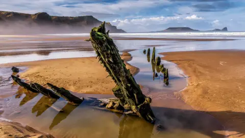 Martyn Jenkins Helvetia shipwreck at Rhossili Bay on Gower