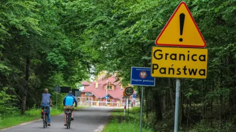 Getty Images Image shows the border crossing between Poland and Belarus