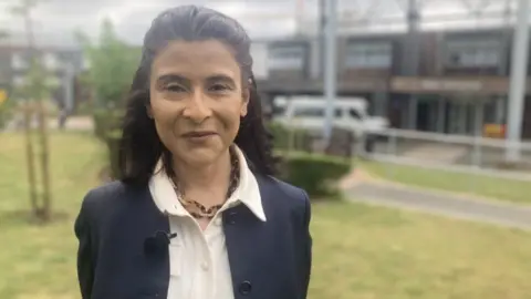 Mousumi Bakshi/BBC Deputy chief executive, Dr Arshiya Khan