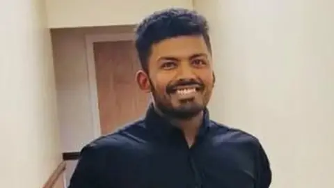 Mohananeethan Muruganantharajah smiling