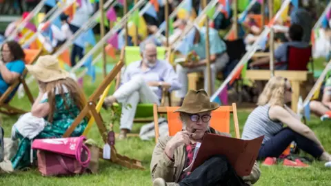 Previous Hay Festival crowd