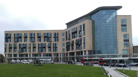 Steve Roberts/Geograph Southmead Hospital