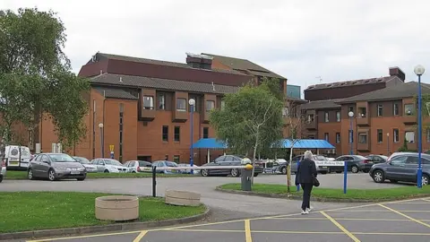 Pauline E/Geograph Scarborough Hospital