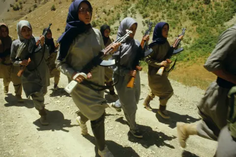 Getty Images Women MEK fighters training during the Iran/Iraq war (1984)