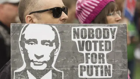 Getty Images Anti-Trump march in Seattle, Washington, on 3 June 2017