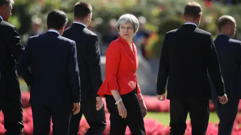 Sean Gallup Theresa May and EU leaders at Salzburg summit
