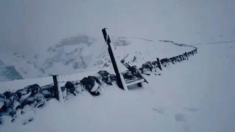 Wesley Chambers Winnats Pass snow slip