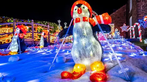 Weston Christmas Light Display Weston Christmas Light Display