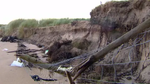 BBC Beach strewn with rubbish
