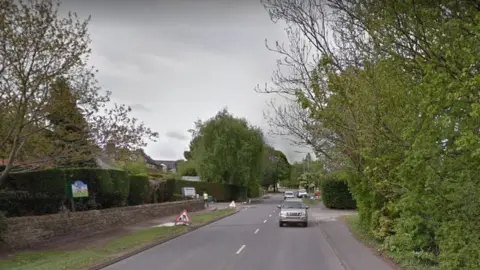 Google Chesterfield Road, Dronfield, Derbyshire