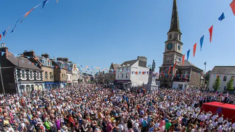 Dougie Johnston Huge crowd in Selkirk