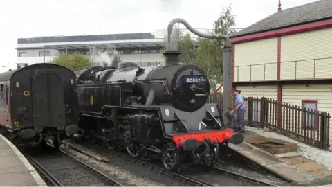 David Dixon/Geograph Train on Keighley and Worth Valley Railway