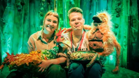 Mark Kensett The Whispering Jungle, Concrete Youth