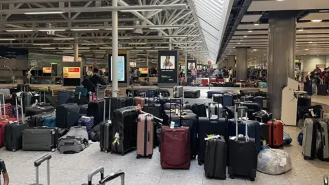 Heathrow best sale lost baggage