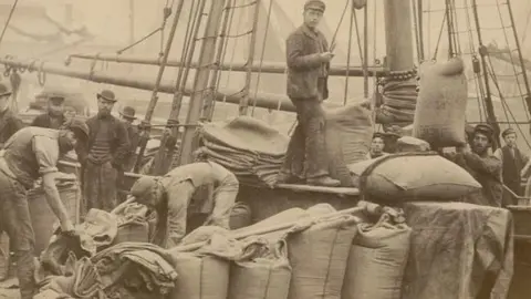 Goole Museum Dock workers