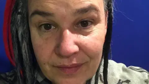 University of Nottingham Larissa Sandy