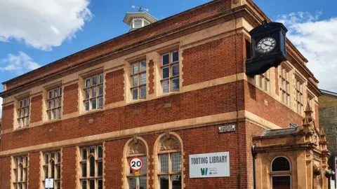 Wandsworth Libraries Tooting Library