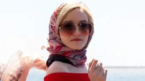 Netflix Inventing Anna