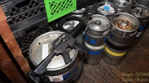 Court filing He abandoned his two guns as police closed in