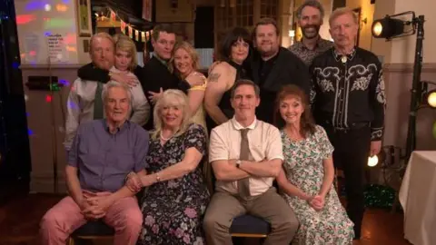 34572cf0-a515-11f0-bfa1-3b47a791b9db.jpg Gavin and Stacey book by James Corden and Ruth Jones reveals secrets