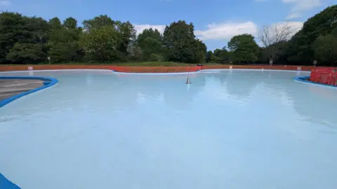 Markeaton Park paddling pool
