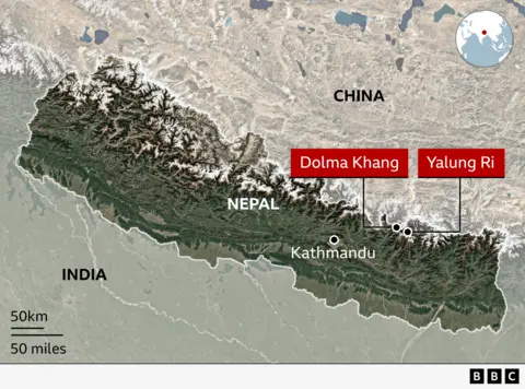 A map of Nepal showing Kathmandu, Dolma Khang and Yalung Ri