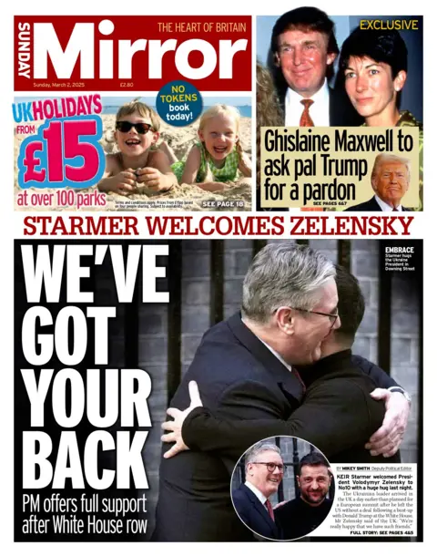 The front page of the Sunday Mirror showing Starmer hugging Zelensky 