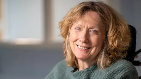 BBC News/Tony Jolliffe Melanie Reid, a tetraplegic patient