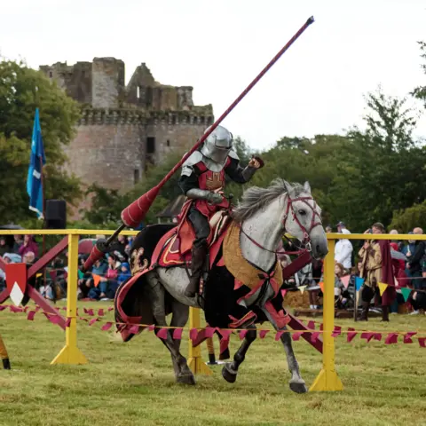 Phoenix Photography Scotland Jousting