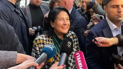 A presidente da BBC, Salome Zourabichvili, após a votação em Tbilisi