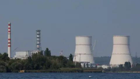 Reuters View parāda Kurskas atomelektrostaciju