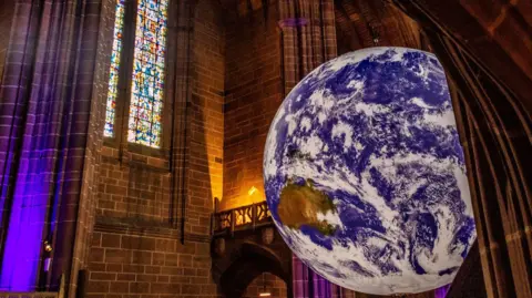 Phil Longfoot Gaia at Liverpool Cathedral
