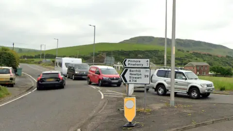 Google between the Shalloch Park roundabout, Girvan, and Pinmore