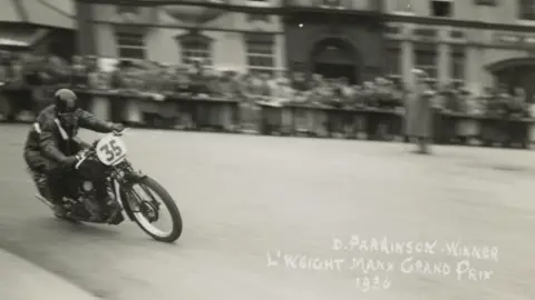 MNH Classes in the event originally mirrored those held in the TT races