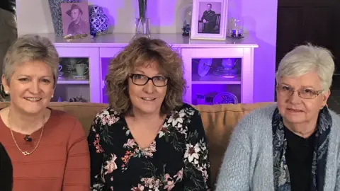 Sharon Whiteford Mr Wills' daughters - Jan Adams, Sharon Whiteford and Lauri Lawton