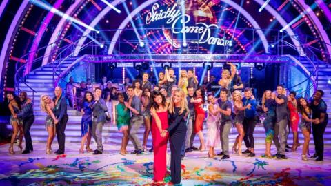 Strictly Come Dancing launch gets record audience - BBC News