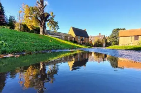 Weather Watcher/uWhoAndyR Harlestone