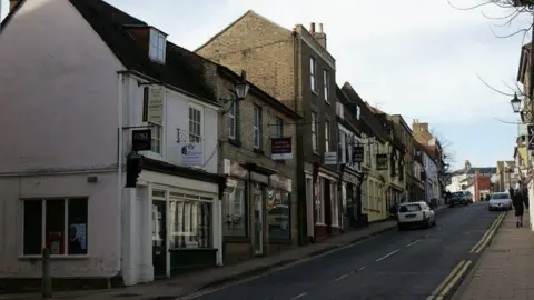 Geograph/Peter Trimming Fore Hill, Ely.