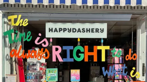 Carrie Wainer/Historic England Archive Leighton Buzzard High Street in October 2022