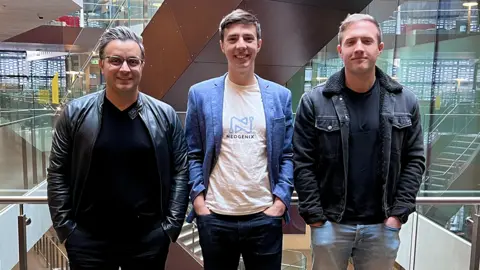 Dale Goss University of Technology Sydney team; (L-R) Prof Majid Warkiani; Dr Steven Vasilescu; Dr Dale Goss