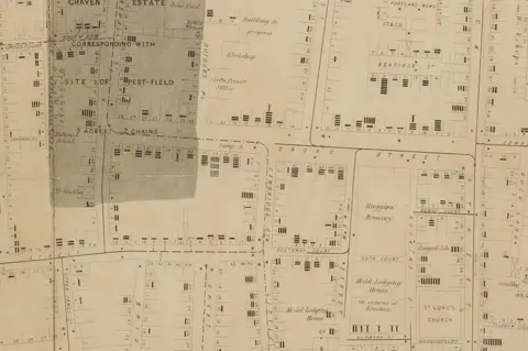 London Metropolitan Archives Detail of a plan showing recorded deaths from cholera during the summer and autumn of 1854 in the parishes of St James, Westminster and St Anne, Soho