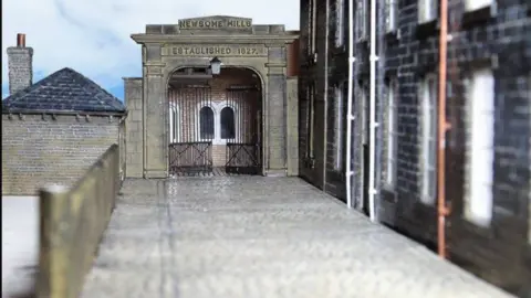 Paul Gregory Newsome Mill model