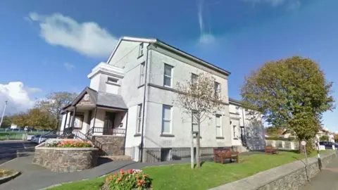 Google Onchan commissioners' building