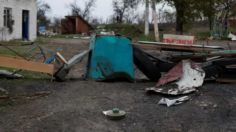 Reuters landmine on ground