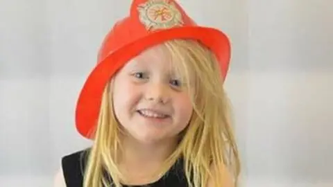 Facebook Alesha MacPhail