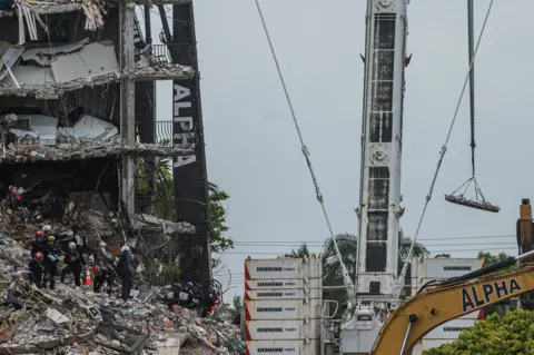 Getty Images Miami apartment collapse, June 2021