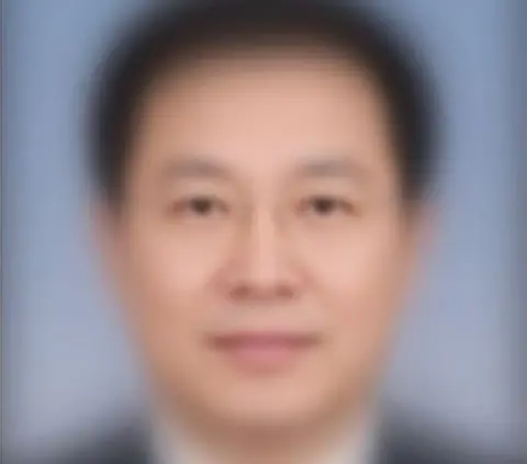 everest4ever/Reddit In an innovative use of facial recognition technology, Redditer everest4ever combined the faces of "1014 Chinese officials in central government and high-level local government" to create a new Chinese official, a man that represents "The Average Face of Chinese Bureaucracy".