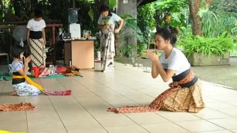 Sita Tyasutami Sita Tyasutami