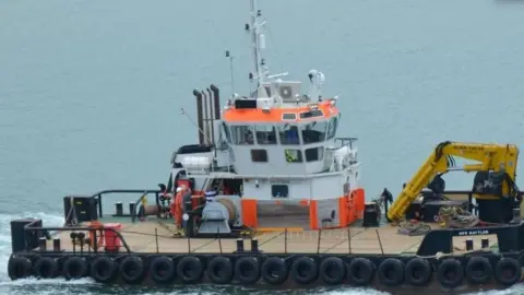 GPS Marine GPS Battler