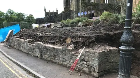 Scottish Borders Council Ramparts wall